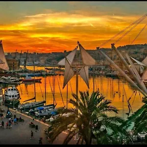 La Jemma Del Porto Antico , Genova Italia
